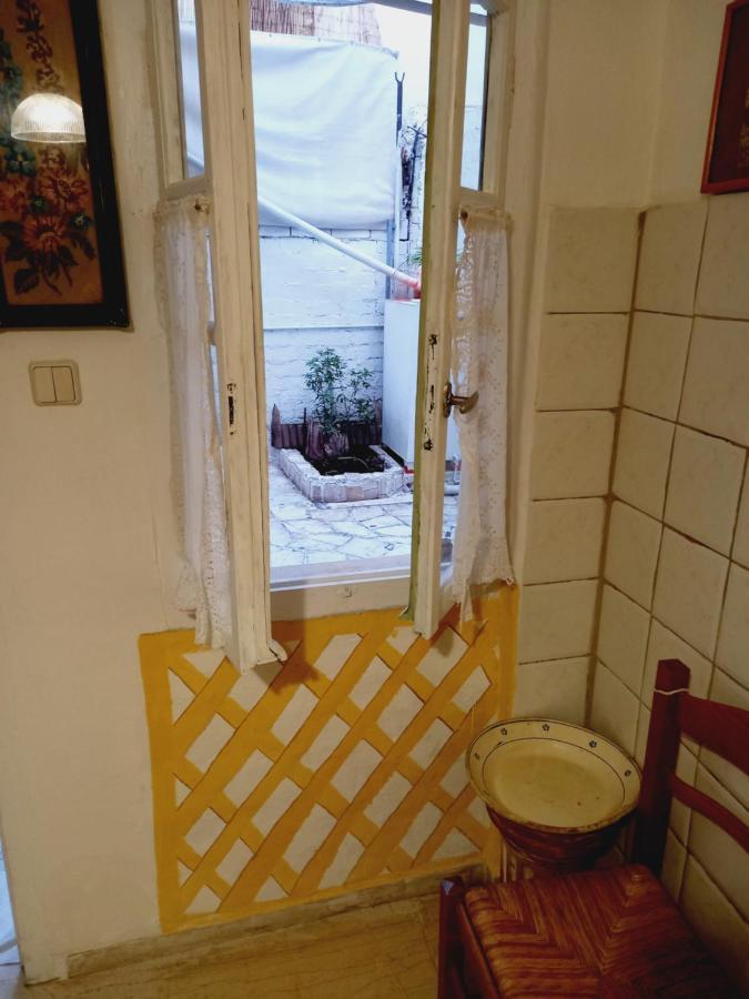 Στην Αυλή Της Ράχης Apartment Kalamata Bagian luar foto