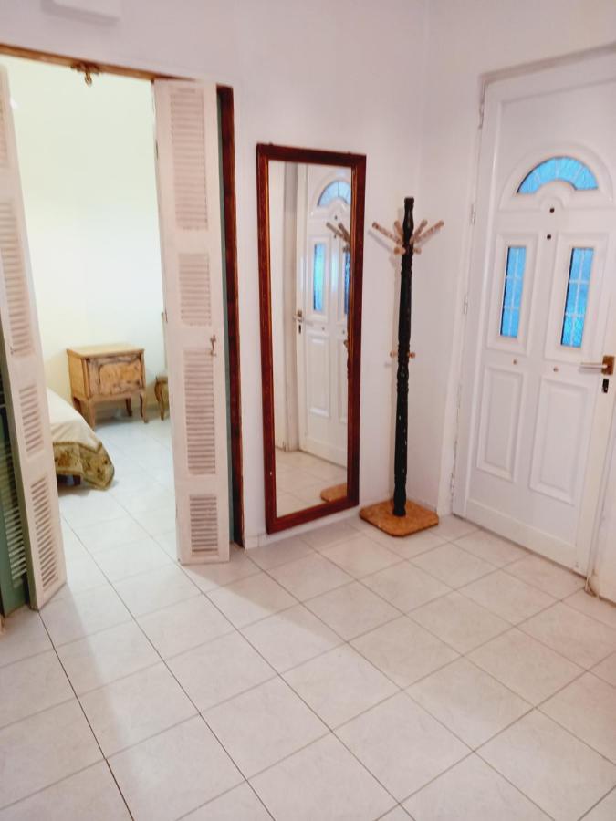 Στην Αυλή Της Ράχης Apartment Kalamata Bagian luar foto